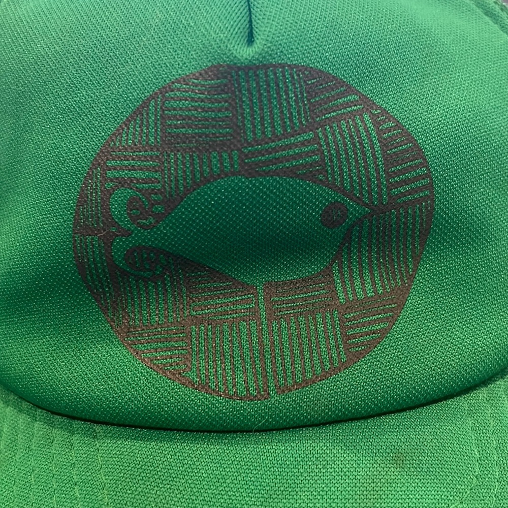 Ando and Friends hat